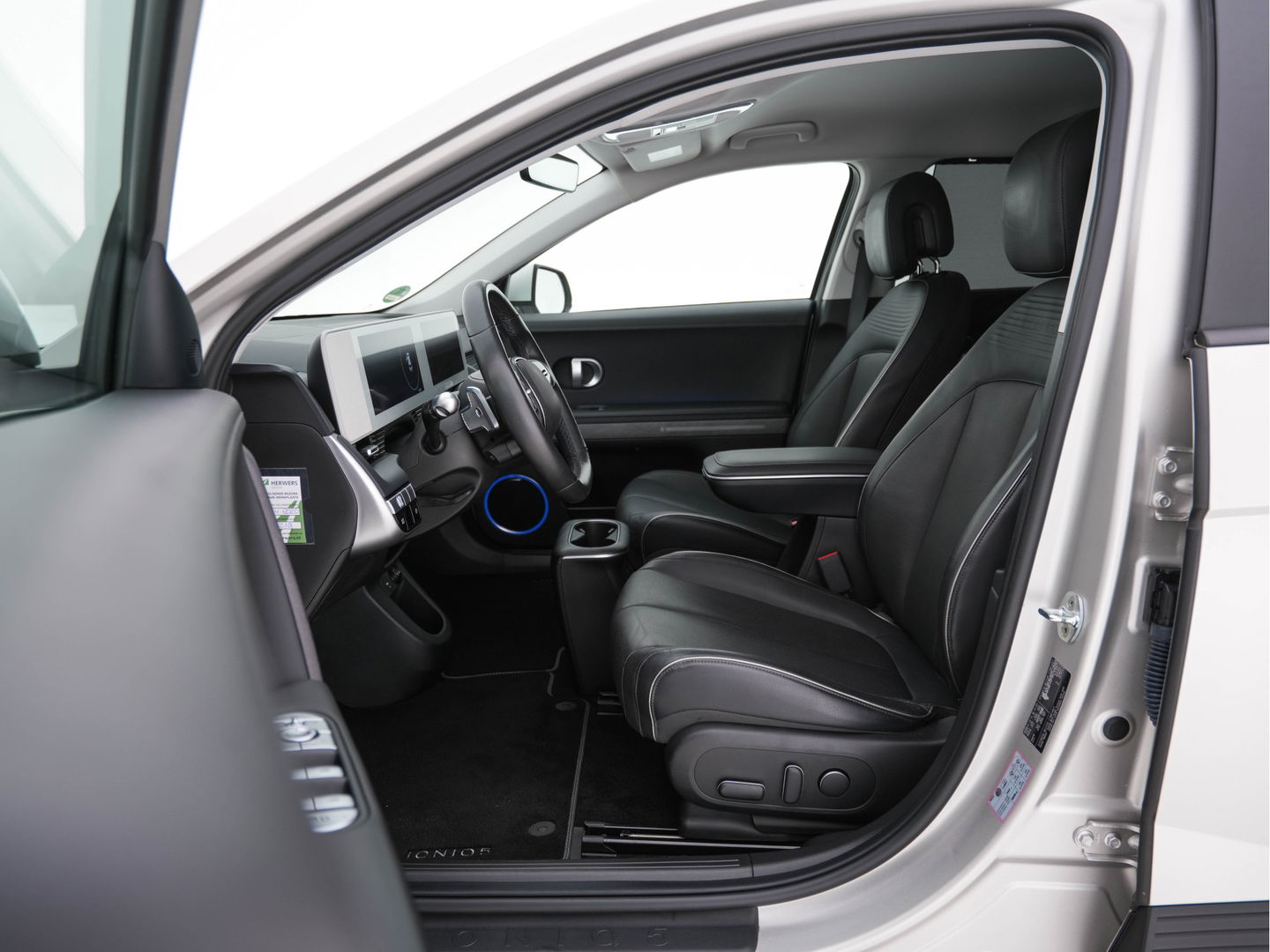 Hyundai IONIQ 5 Connect+ 73kWh [ 3-Fase ] (INCL-BTW) *FULL-LEATHER | BOSE-SOUND | HEATPUMP | FULL-LED | KEYLESS | NAVI-FULLMAP |  ADAPTIVE-CRUISE |  DAB | CAMERA | MEMORY-PACK | DIGI-COCKPIT | SHIFT-PADDLES | LANE-ASSIST...