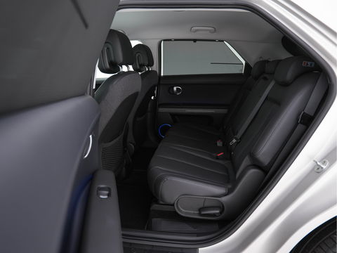 Hyundai IONIQ 5 Connect+ 73kWh [ 3-Fase ] (INCL-BTW) *FULL-LEATHER | BOSE-SOUND | HEATPUMP | FULL-LED | KEYLESS | NAVI-FULLMAP |  ADAPTIVE-CRUISE |  DAB | CAMERA | MEMORY-PACK | DIGI-COCKPIT | SHIFT-PADDLES | LANE-ASSIST...