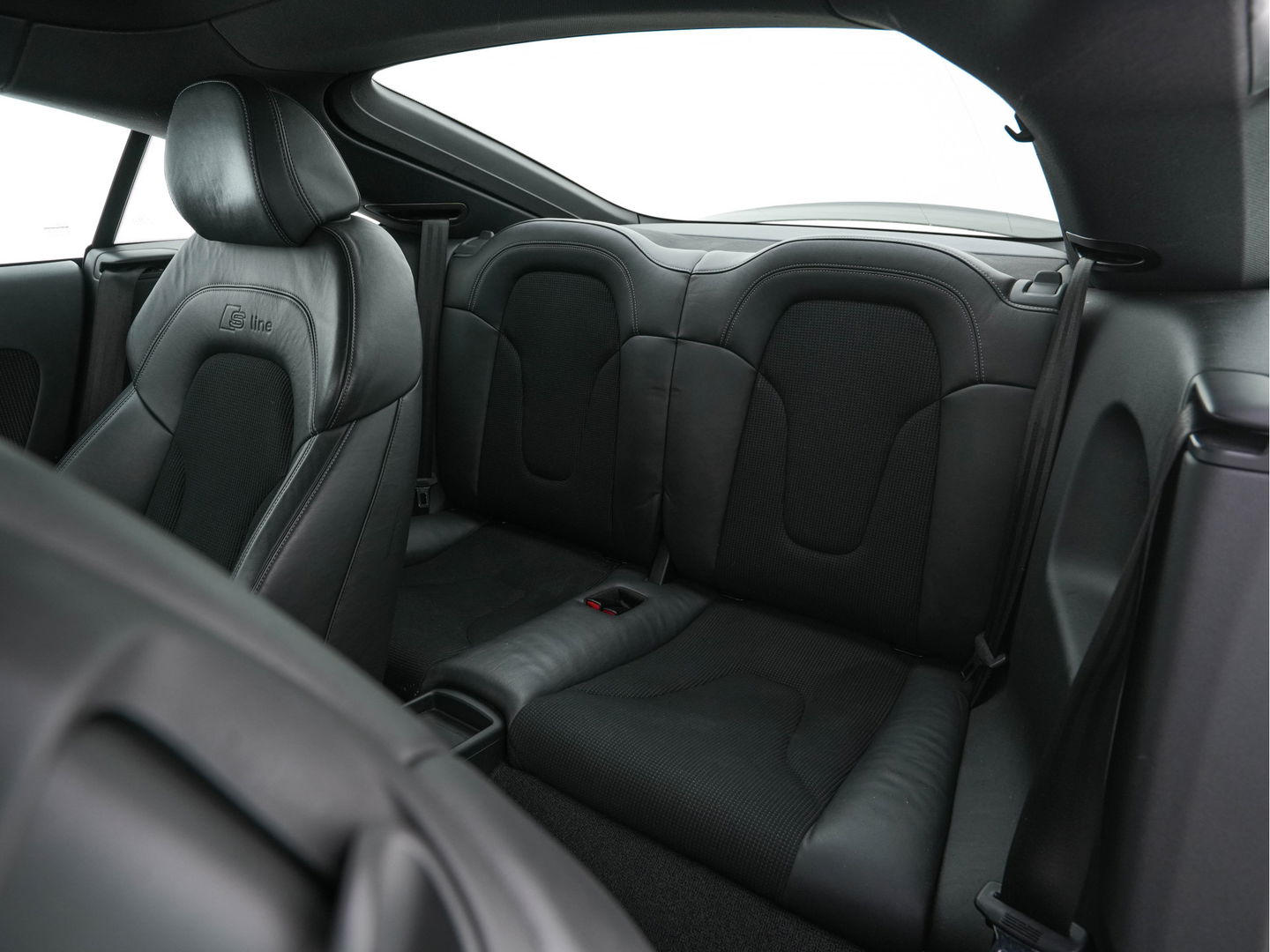 Audi TT 1.8 TFSI Pro-Line S-Line-Pack Aut. *NAVI-FULLMAP | BI-XENON | SHIFT-PADDLES | 1/2-LEATHER | BOSE-SURROUND |  AIRCO | PDC | CRUISE | SPORT-SEATS | 18''ALU