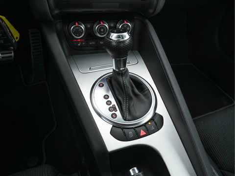 Audi TT 1.8 TFSI Pro-Line S-Line-Pack Aut. *NAVI-FULLMAP | BI-XENON | SHIFT-PADDLES | 1/2-LEATHER | BOSE-SURROUND |  AIRCO | PDC | CRUISE | SPORT-SEATS | 18''ALU