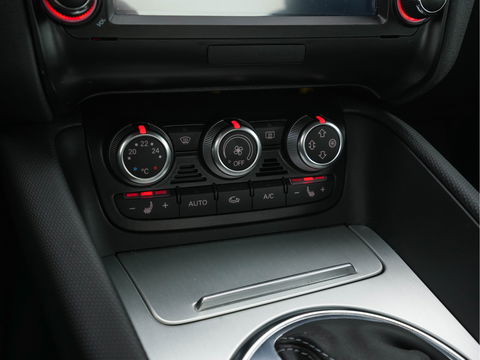 Audi TT 1.8 TFSI Pro-Line S-Line-Pack Aut. *NAVI-FULLMAP | BI-XENON | SHIFT-PADDLES | 1/2-LEATHER | BOSE-SURROUND |  AIRCO | PDC | CRUISE | SPORT-SEATS | 18''ALU