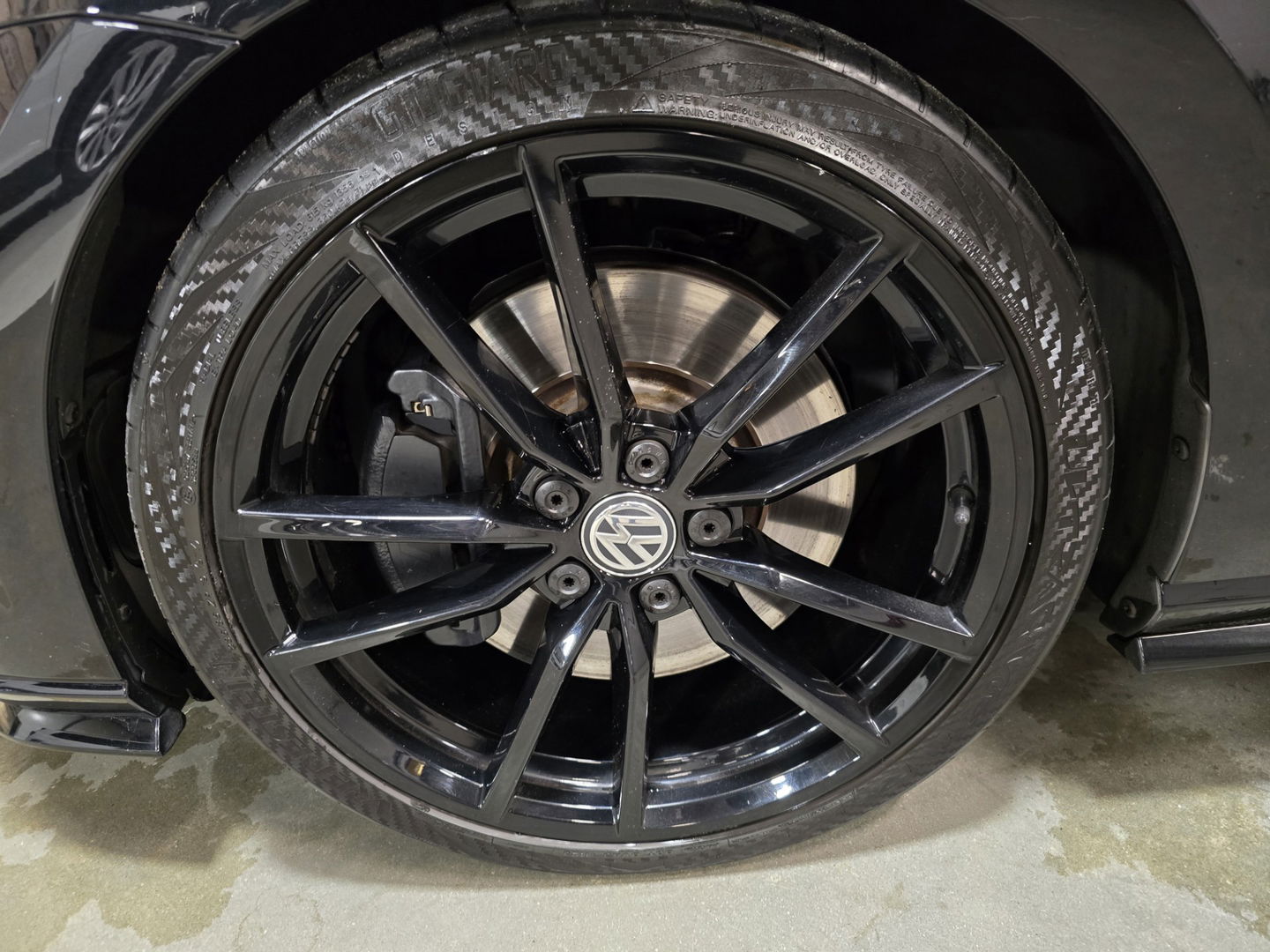 Volkswagen Golf 2.0 TSI 4Motion R Pano Leder VCP Camera LED Matrix LM 370 PK!