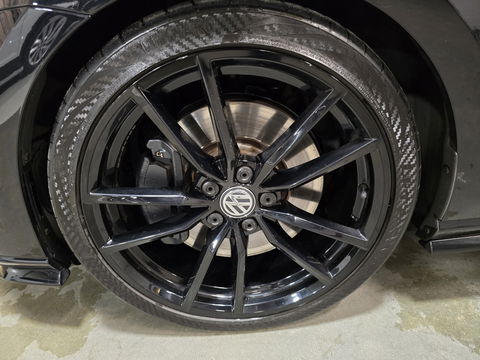 Volkswagen Golf 2.0 TSI 4Motion R Pano Leder VCP Camera LED Matrix LM 370 PK!