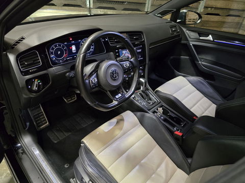 Volkswagen Golf 2.0 TSI 4Motion R Pano Leder VCP Camera LED Matrix LM 370 PK!