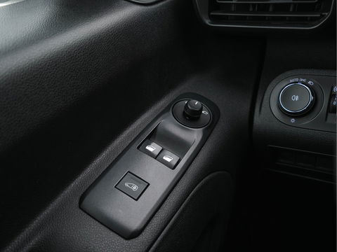 Opel Combo-e L1H1 Edition 50 kWh ( 3-Pers. ) [ 3-FASE ] Aut. * CCS-FASTLOADER  | AIRCO | DAB | CRUISE | PDC | COMFORT-SEATS*