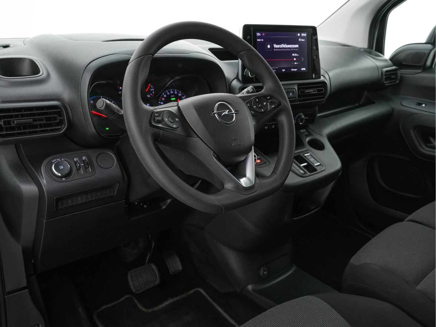 Opel Combo-e L1H1 Edition 50 kWh ( 3-Pers. ) [ 3-FASE ] Aut. * CCS-FASTLOADER  | AIRCO | DAB | CRUISE | PDC | COMFORT-SEATS*