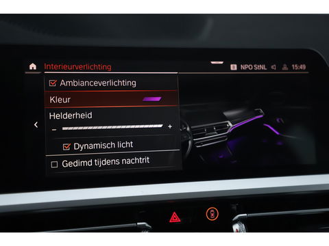 BMW 3 Serie Touring 318i High Executive M Sport Automaat Black Optic Lederen Sportstoelen Full LED Wegklapbare Trekhaak Sfeerverlichting Navigatie Stoelverwarming Full LED Clima Camera