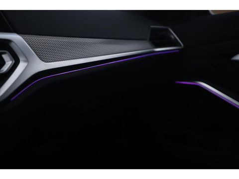 BMW 3 Serie Touring 318i High Executive M Sport Automaat Black Optic Lederen Sportstoelen Full LED Wegklapbare Trekhaak Sfeerverlichting Navigatie Stoelverwarming Full LED Clima Camera