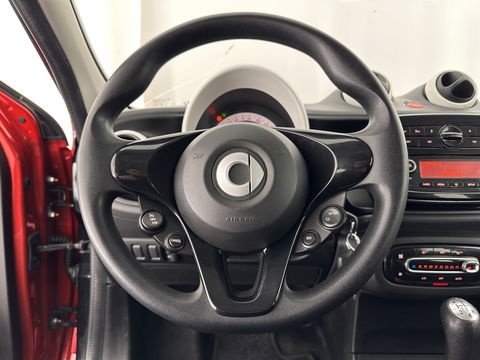 Smart Forfour 1.0 Pure Cool&Audio Pack *AIRCO | CRUISE | COMFORT-SEATS*
