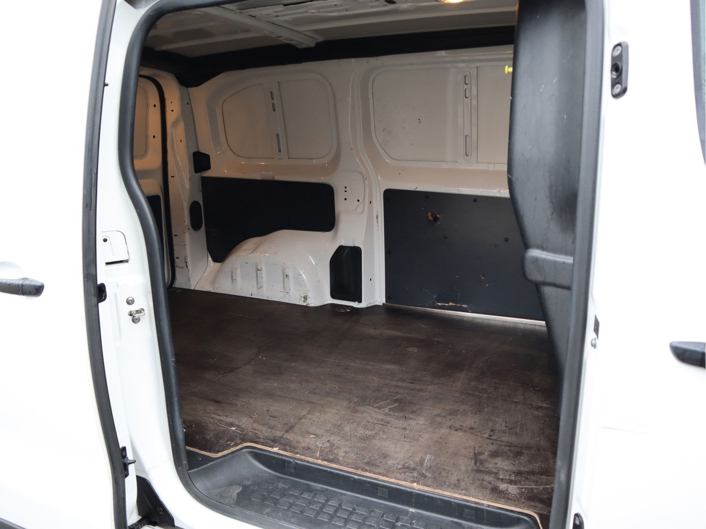 Peugeot Expert 1.5 BlueHDI 102 pk Euro 6 L2 Lang - Trekhaak - Cruise Controle - PDC