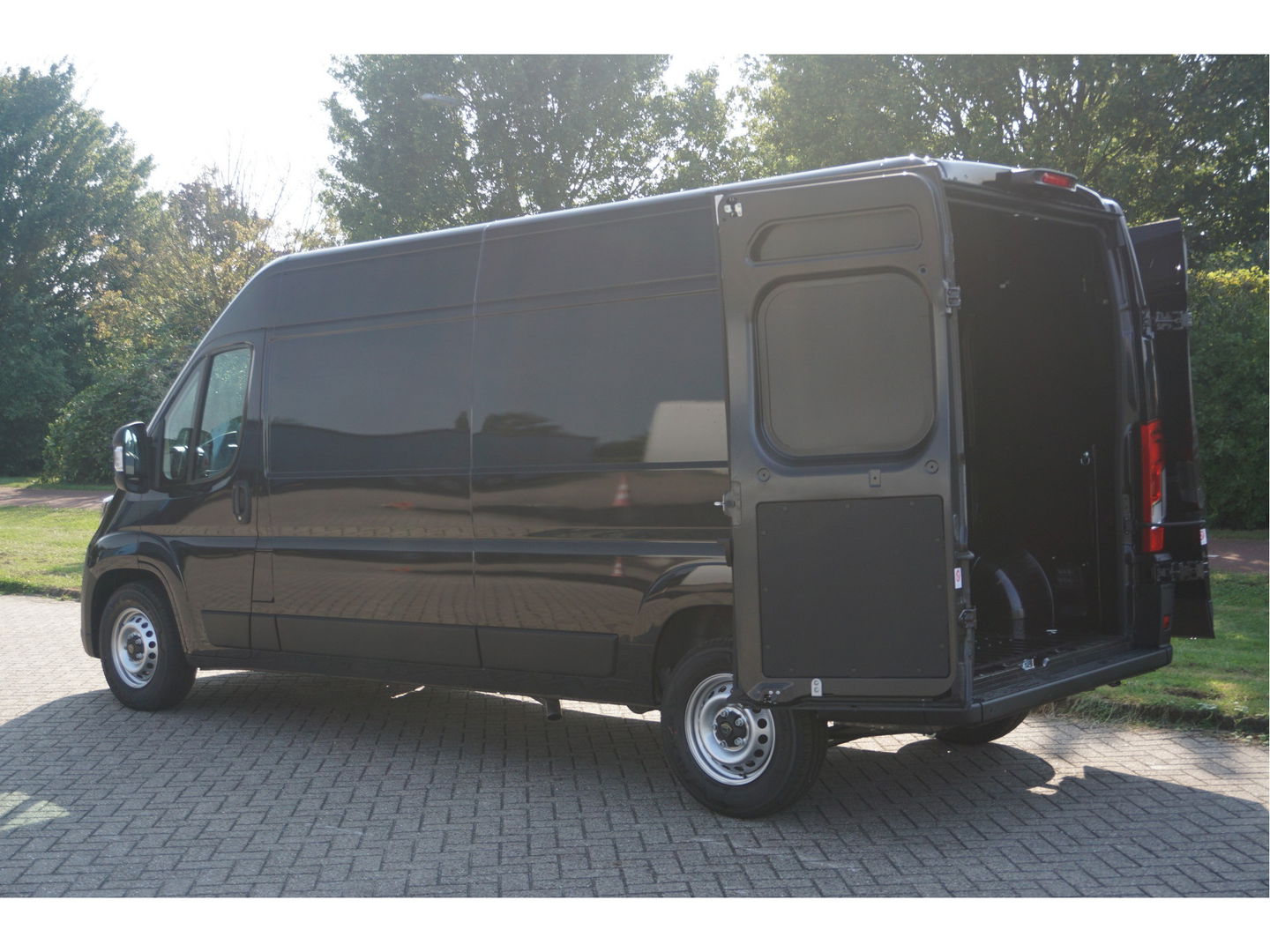 Peugeot Boxer 35+ Heavy 2.2HDI 180PK EAT8 Automaat L3H2 BPM VRIJ!! 10" Navi, Clima, Cam, 270º Deur!! NR. 130