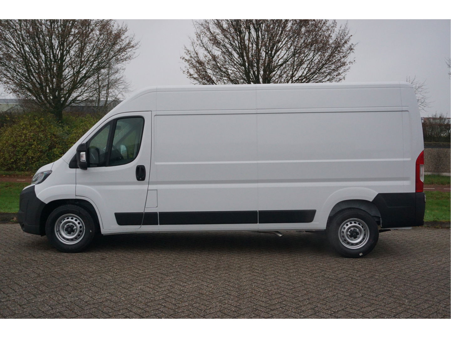Citroën Jumper 35 2.2 EAT8 180PK Automaat L3H2 BPM VRIJ!! 10" Navi, Clima, ACC, Cam + Digi cam, LED, 270º Deur!! NR. 758