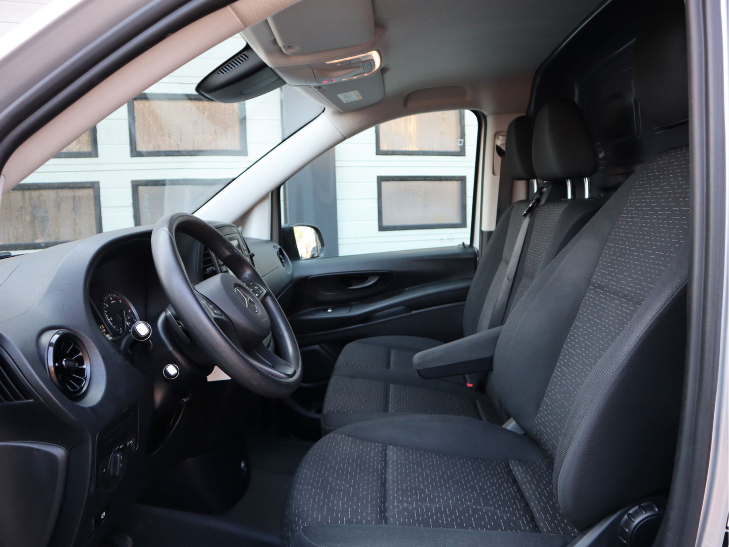 Mercedes-Benz Vito 114 CDI Euro 6 Automaat - Lang L2 - Apple Carplay - Cruise - AMG LM - Sidesteps