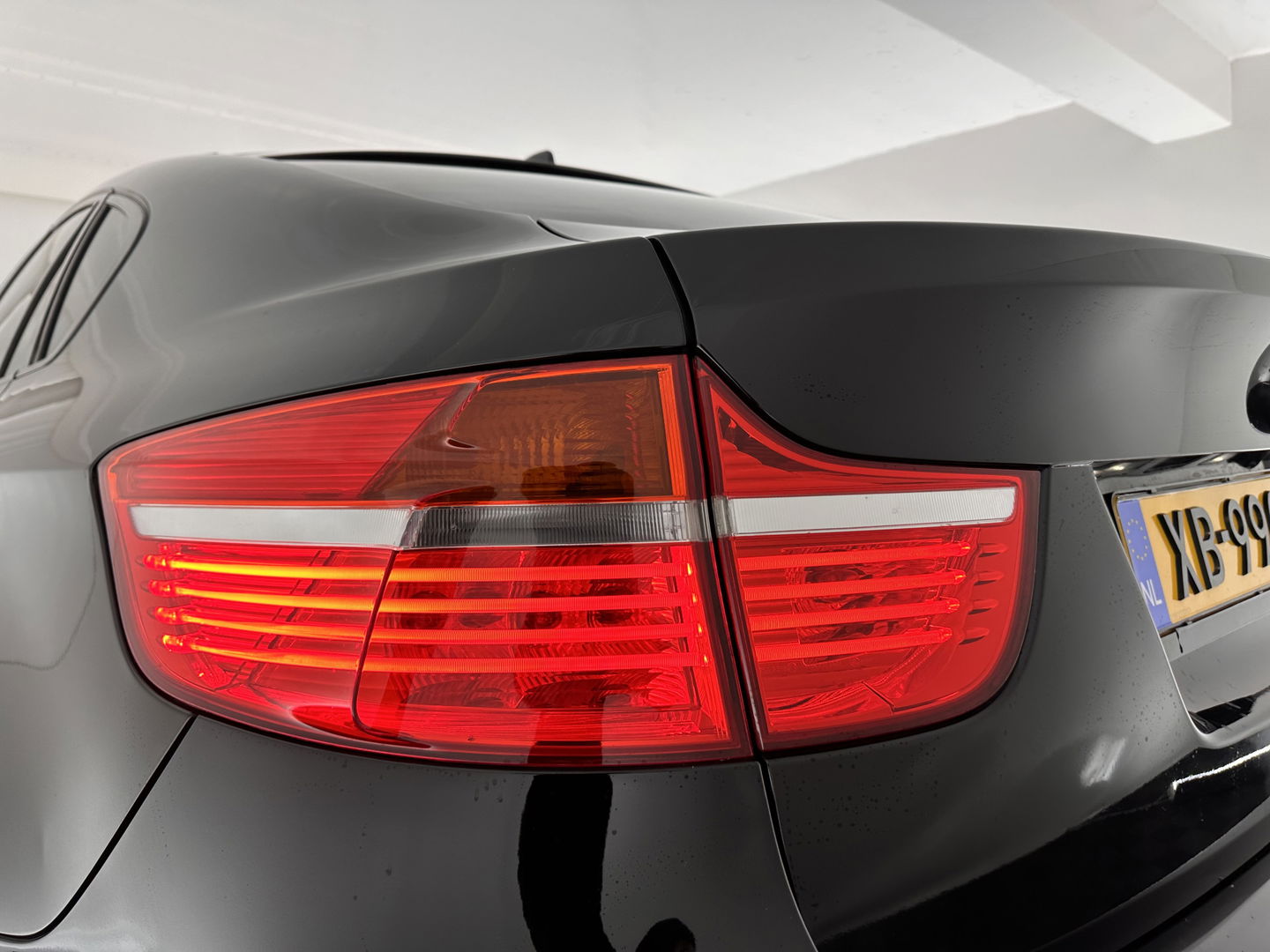 BMW X6 xDrive35i High Executive M-Sportpack *TIK IN MOTOR* Aut. *PANO | DAKOTA-FULL-LEATHER | BI-XENON | MEMORY-SEATS | NAVI-FULLMAP | CAMERA | COMFORT-SEATS | HIFI-SOUND | SHIFT-PADDLES | 20''ALU*