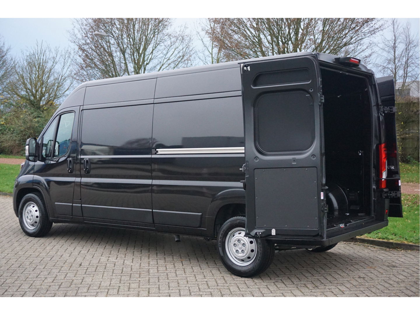 Peugeot Boxer 35 Heavy 2.2 140PK L3H2 BPM VRIJ!! Clima, Navi, Camera, 2x Schuifdeur! NR. 715