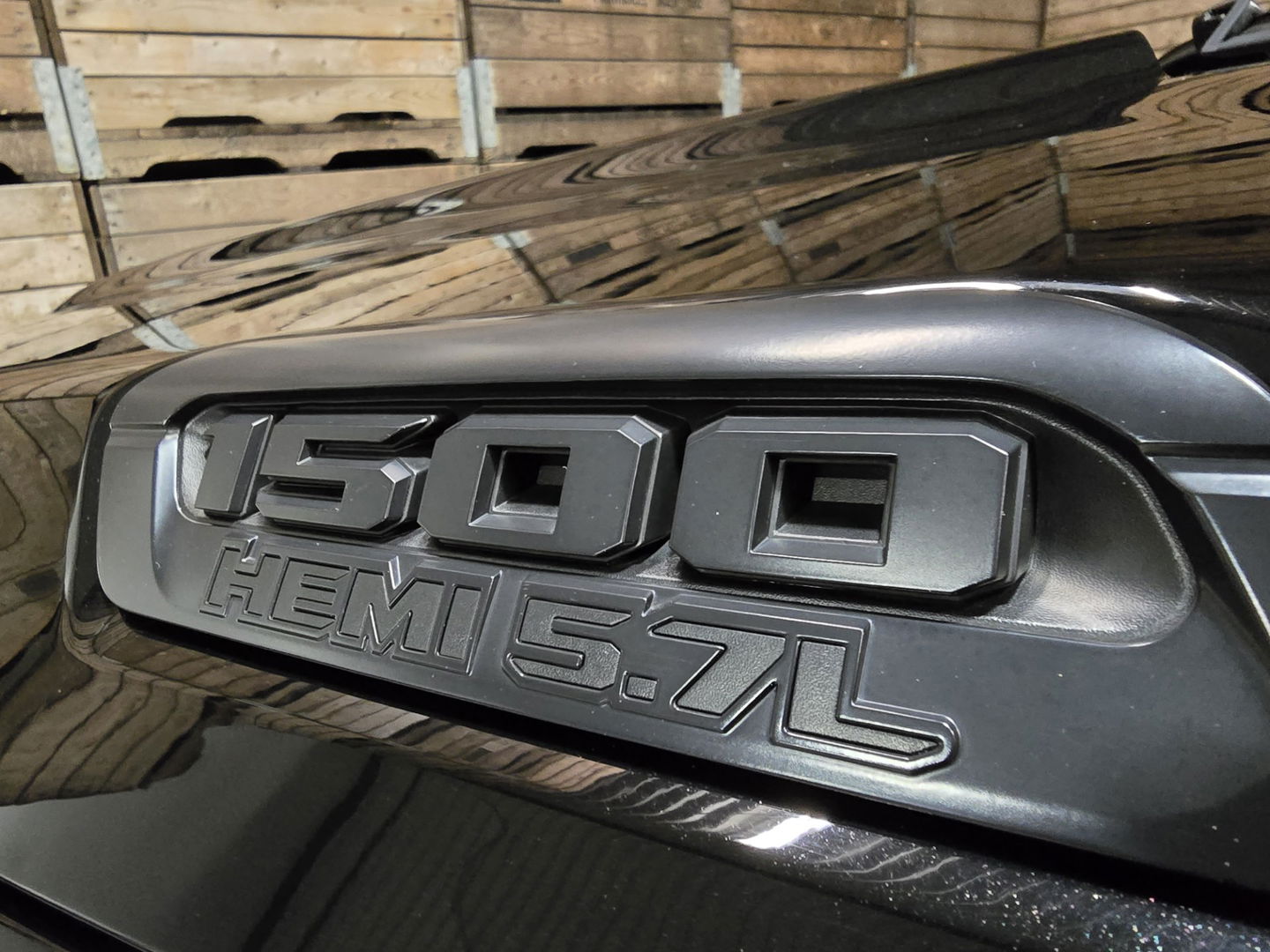 Dodge Ram 1500 5.7 V8 4x4 Crew Cab Big Horn Pano Camera Navi LED Trekhaak uitlaatklep 20"LM