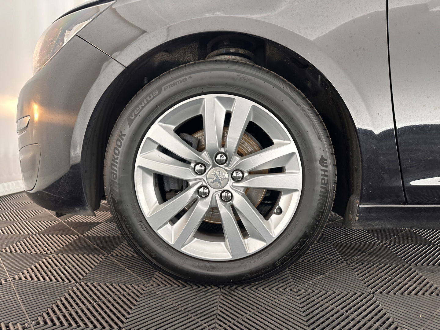 Peugeot 308 SW 1.6 BlueHDI Blue Lease Executive *PANO | NAVI-FULLMAP | ECC | PDC | CRUISE | CAMERA | TOWBAR | COMFORT-SEATS | 16''ALU*