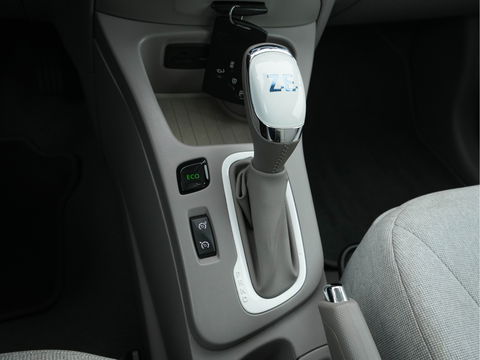 Renault ZOE Q210 Zen Quickcharge 22 kWh Koop Accu [ 3-Fase ] Aut. *NAVI-FULLMAP | DIGI-COCKPIT | KEYLESS | CAMERA | COMFORT-SEATS | ECC | PDC | CRUISE |  16''ALU *