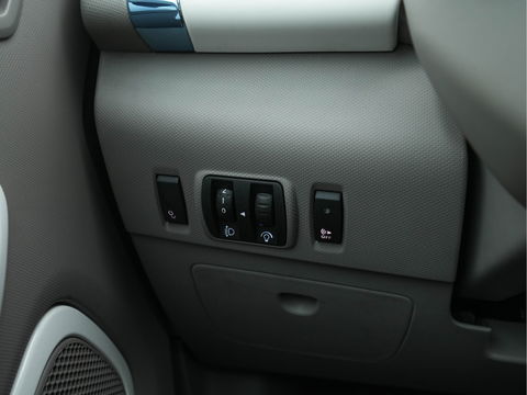 Renault ZOE Q210 Zen Quickcharge 22 kWh Koop Accu [ 3-Fase ] Aut. *NAVI-FULLMAP | DIGI-COCKPIT | KEYLESS | CAMERA | COMFORT-SEATS | ECC | PDC | CRUISE |  16''ALU *