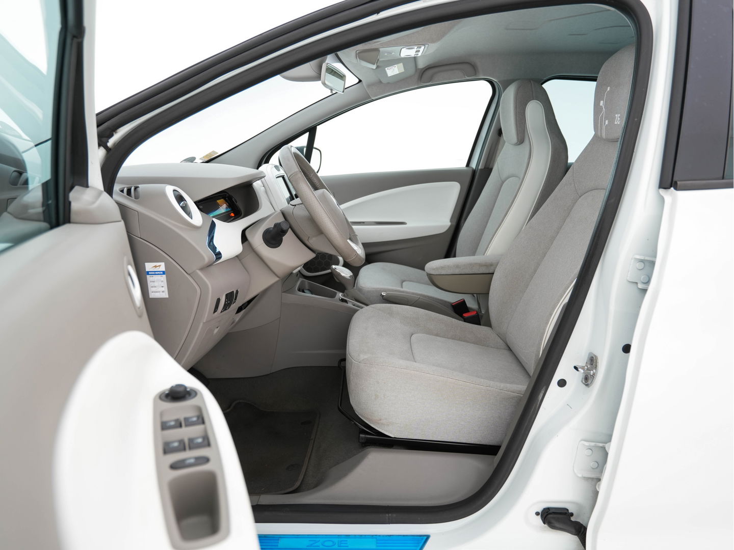 Renault ZOE Q210 Zen Quickcharge 22 kWh Koop Accu [ 3-Fase ] Aut. *NAVI-FULLMAP | DIGI-COCKPIT | KEYLESS | CAMERA | COMFORT-SEATS | ECC | PDC | CRUISE |  16''ALU *