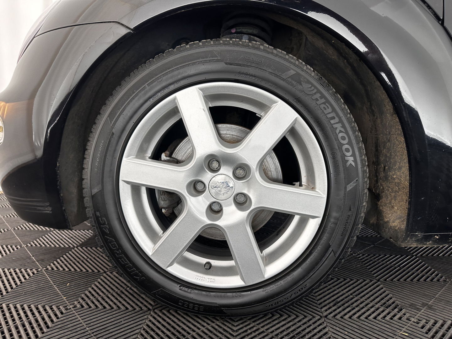 Volkswagen New Beetle 2.0 Highline *FULL-LEATHER | AIRCO | HEATED-SEATS | COMFORT-SEATS | 16''ALU*