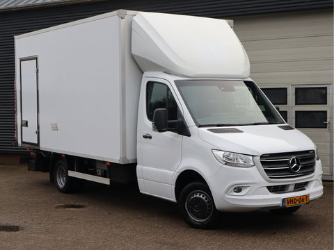 Mercedes-Benz Sprinter 516 CDI Automaat Euro 6 - Bakwagen - Laadklep - Mbux