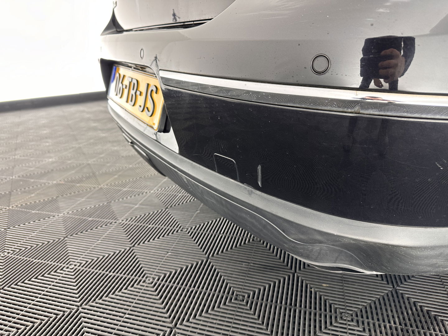 Volkswagen Passat 2.0 FSI Highline Aut. *NAVI-FULLMAP | LEATHER-ALCANTARA | SPORT-SEATS | ECC | HEATED-SEATS | PDC | CRUISE*