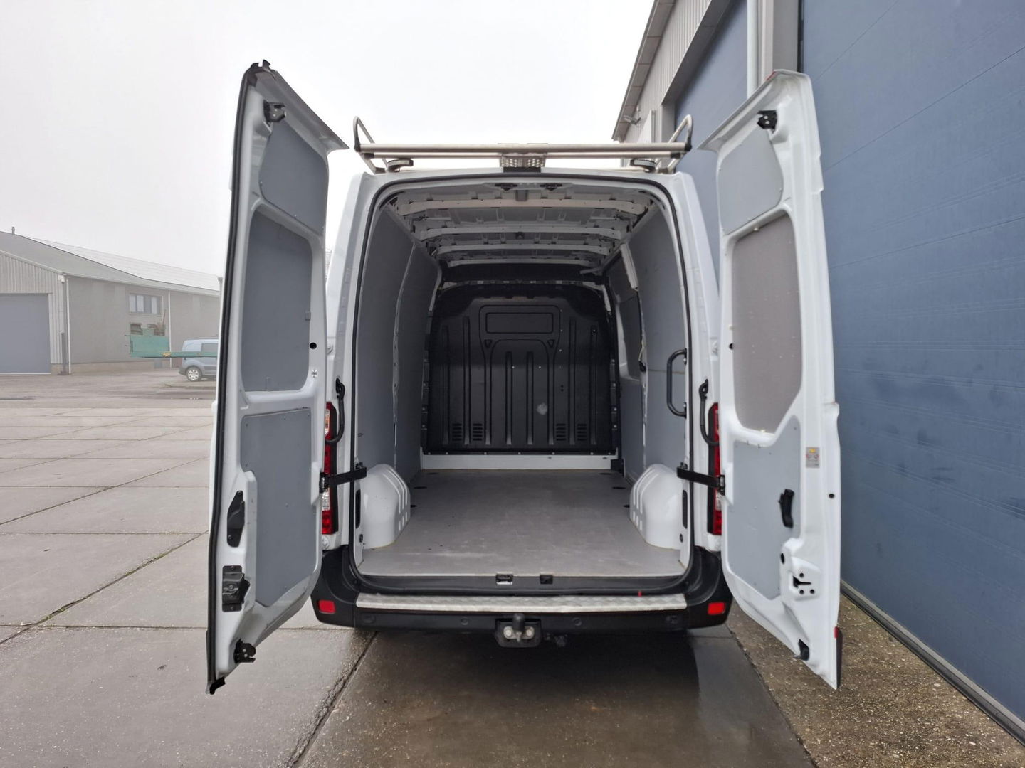 Opel Movano 2.3 Turbo L2H2 AIRCO / CRUISE CONTROLE / NAVI / EURO 6 / IMPERIAAL / TREKHAAK