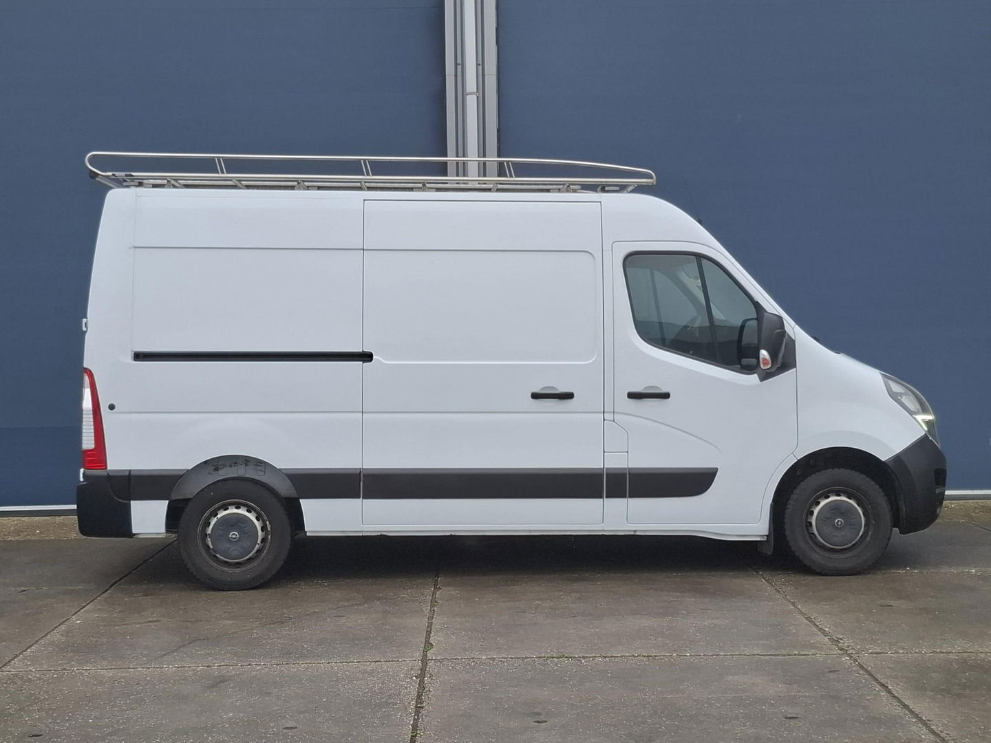 Opel Movano 2.3 Turbo L2H2 AIRCO / CRUISE CONTROLE / NAVI / EURO 6 / IMPERIAAL / TREKHAAK
