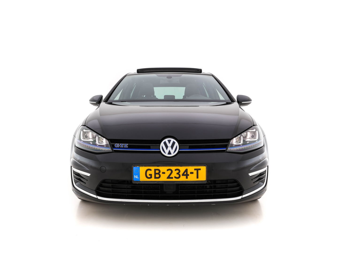 Volkswagen Golf 1.4 TSI GTE Executive-Plus-Pack Aut. *PANO | FULL-LEATHER | ADAPTIVE-CRUISE | FULL-LED | KEYLESS | CAMERA | NAVI-FULLMAP | ECC | PDC | TOWBAR | SHIFT-PADDLES | SPORT-SEATS | 18''ALU*