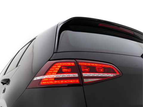 Volkswagen Golf 1.4 TSI GTE Executive-Plus-Pack Aut. *PANO | FULL-LEATHER | ADAPTIVE-CRUISE | FULL-LED | KEYLESS | CAMERA | NAVI-FULLMAP | ECC | PDC | TOWBAR | SHIFT-PADDLES | SPORT-SEATS | 18''ALU*