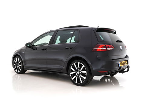 Volkswagen Golf 1.4 TSI GTE Executive-Plus-Pack Aut. *PANO | FULL-LEATHER | ADAPTIVE-CRUISE | FULL-LED | KEYLESS | CAMERA | NAVI-FULLMAP | ECC | PDC | TOWBAR | SHIFT-PADDLES | SPORT-SEATS | 18''ALU*