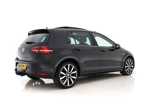 Volkswagen Golf 1.4 TSI GTE Executive-Plus-Pack Aut. *PANO | FULL-LEATHER | ADAPTIVE-CRUISE | FULL-LED | KEYLESS | CAMERA | NAVI-FULLMAP | ECC | PDC | TOWBAR | SHIFT-PADDLES | SPORT-SEATS | 18''ALU*
