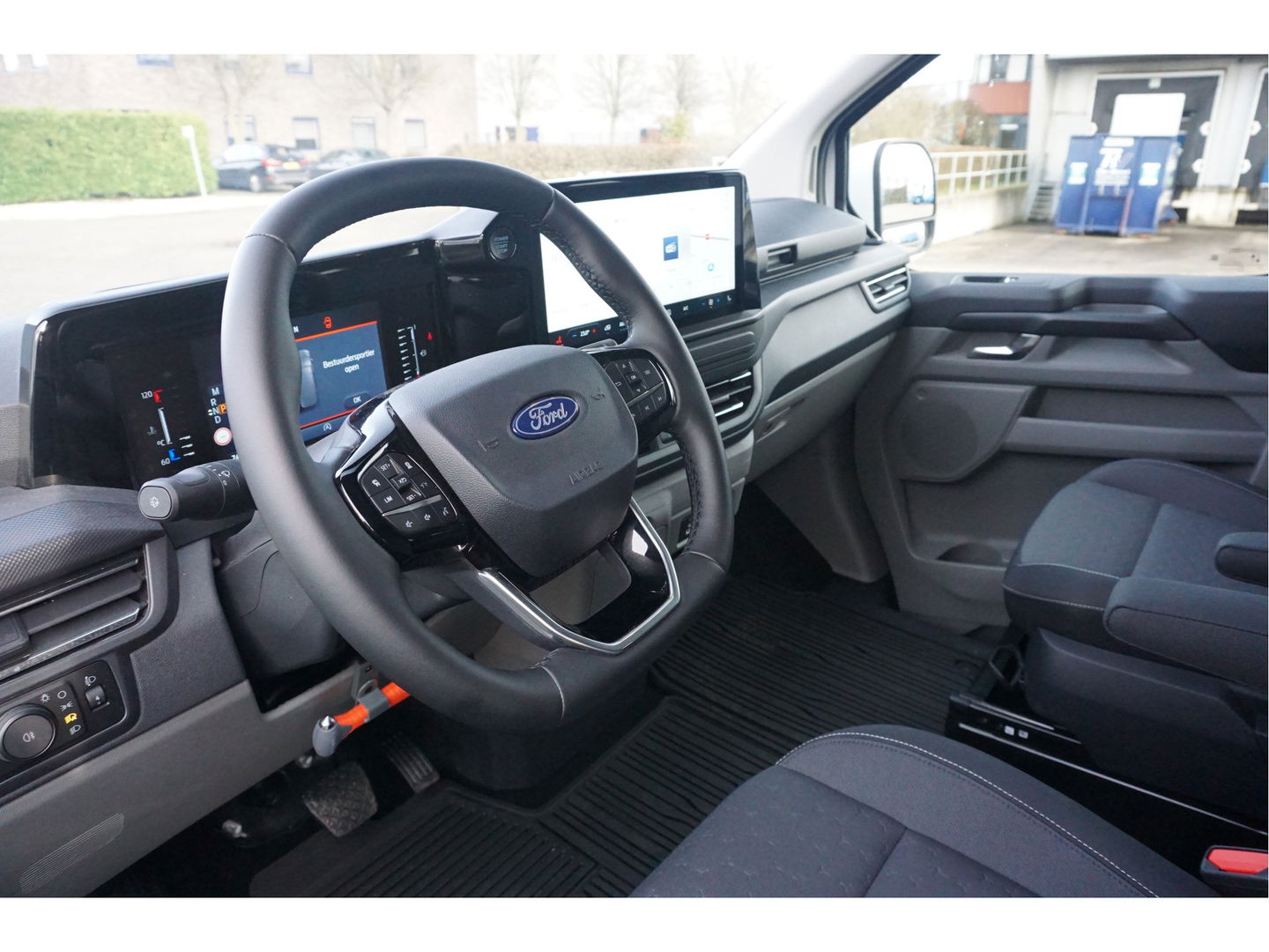 Ford Transit Custom 300L 170PK DC Limited AUT BPM VRIJ!! Navi, ACC, 360° Cam, 16" LM!! NR. 779