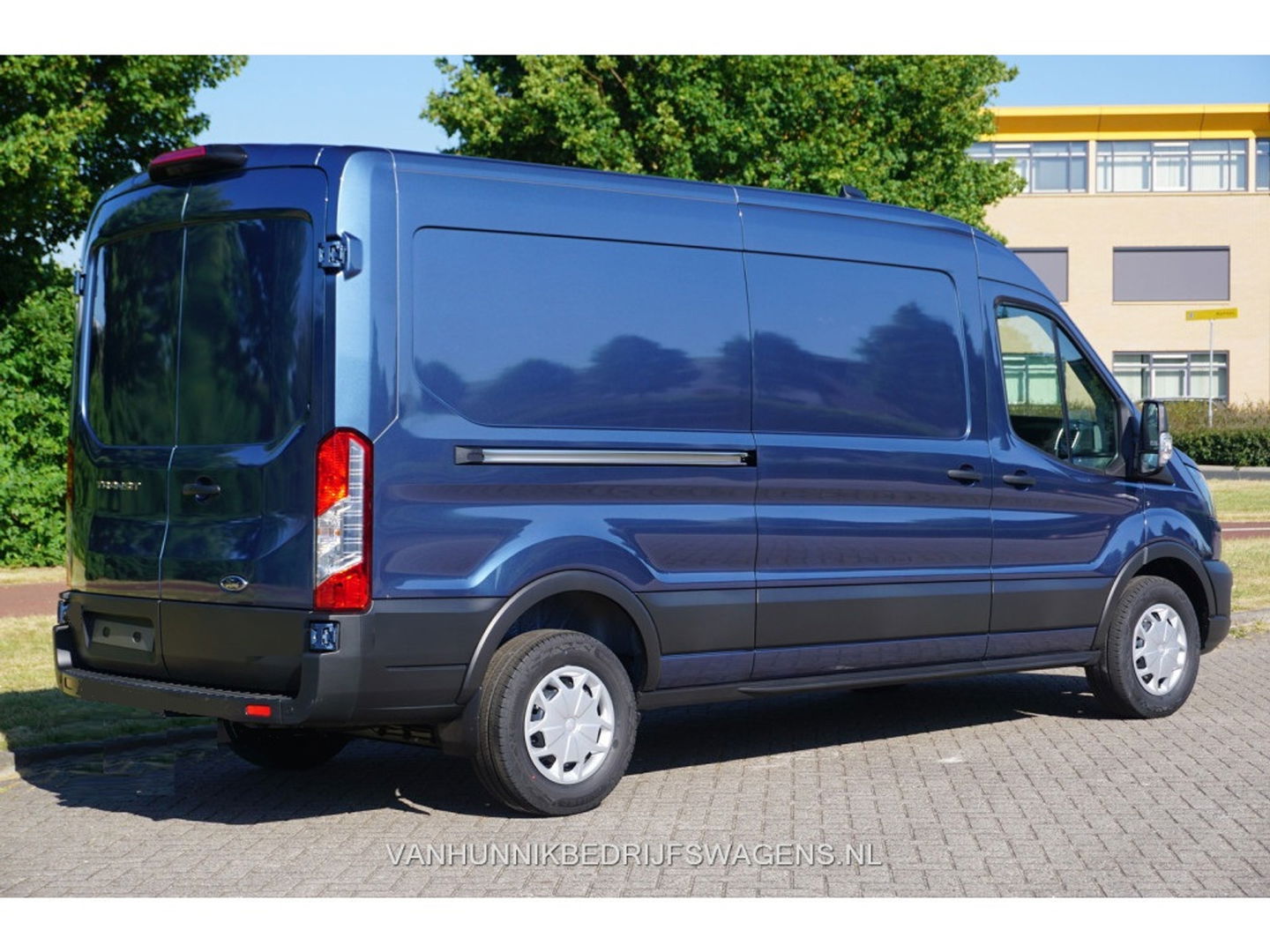 Ford Transit 350L L3H2 Trend AUT8 130PK BPM VRIJ!! 12" Sync4 Apple CP/Cam, Laadruimte Pack! NR. 612