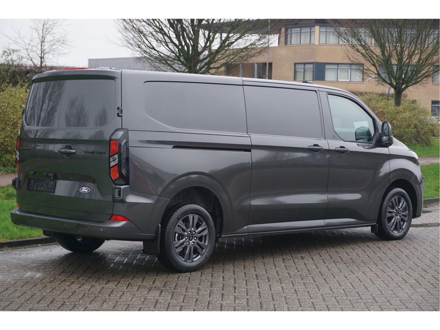 Ford Transit Custom 320L 170PK Limited AUT BPM VRIJ!! Navi, Cam, Adap. Cruise, 17" LM, 2x Schuifdeur!! NR. 703