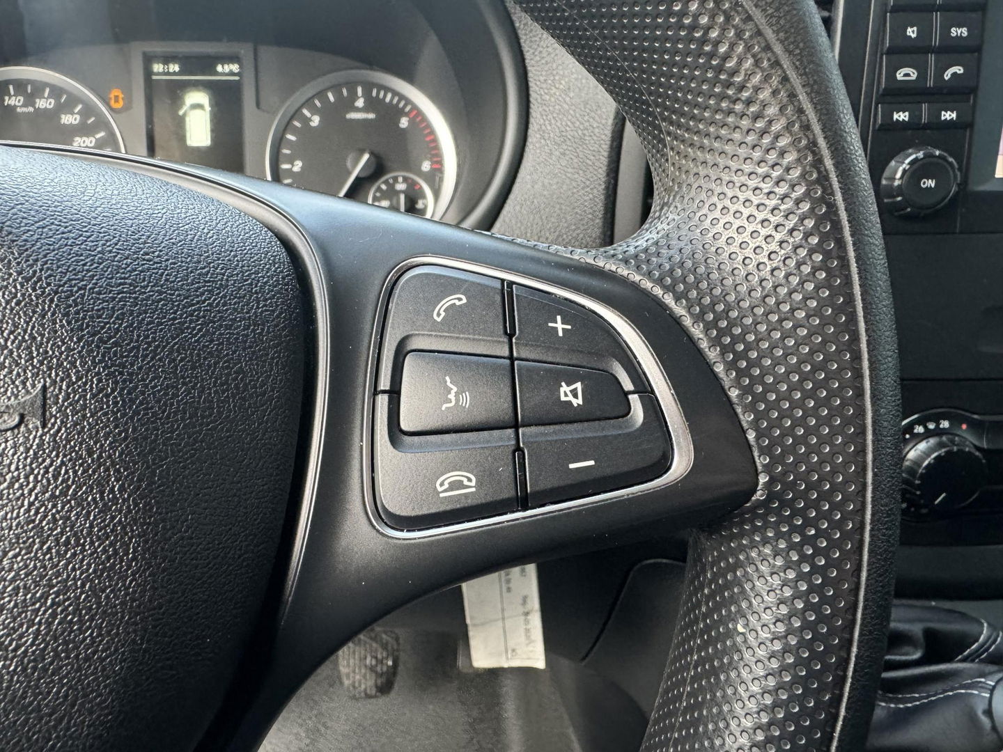 Mercedes-Benz Vito 114 CDI Extra Lang L3H1 / AIRCO / CRUISE CONTROLE / NAVI / EURO 6