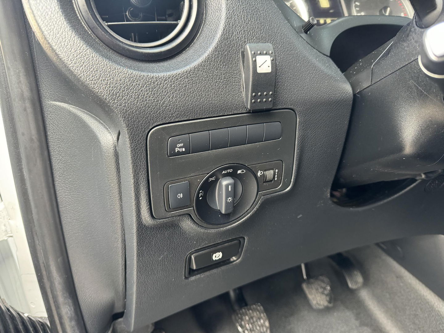 Mercedes-Benz Vito 114 CDI Extra Lang L3H1 / AIRCO / CRUISE CONTROLE / NAVI / EURO 6