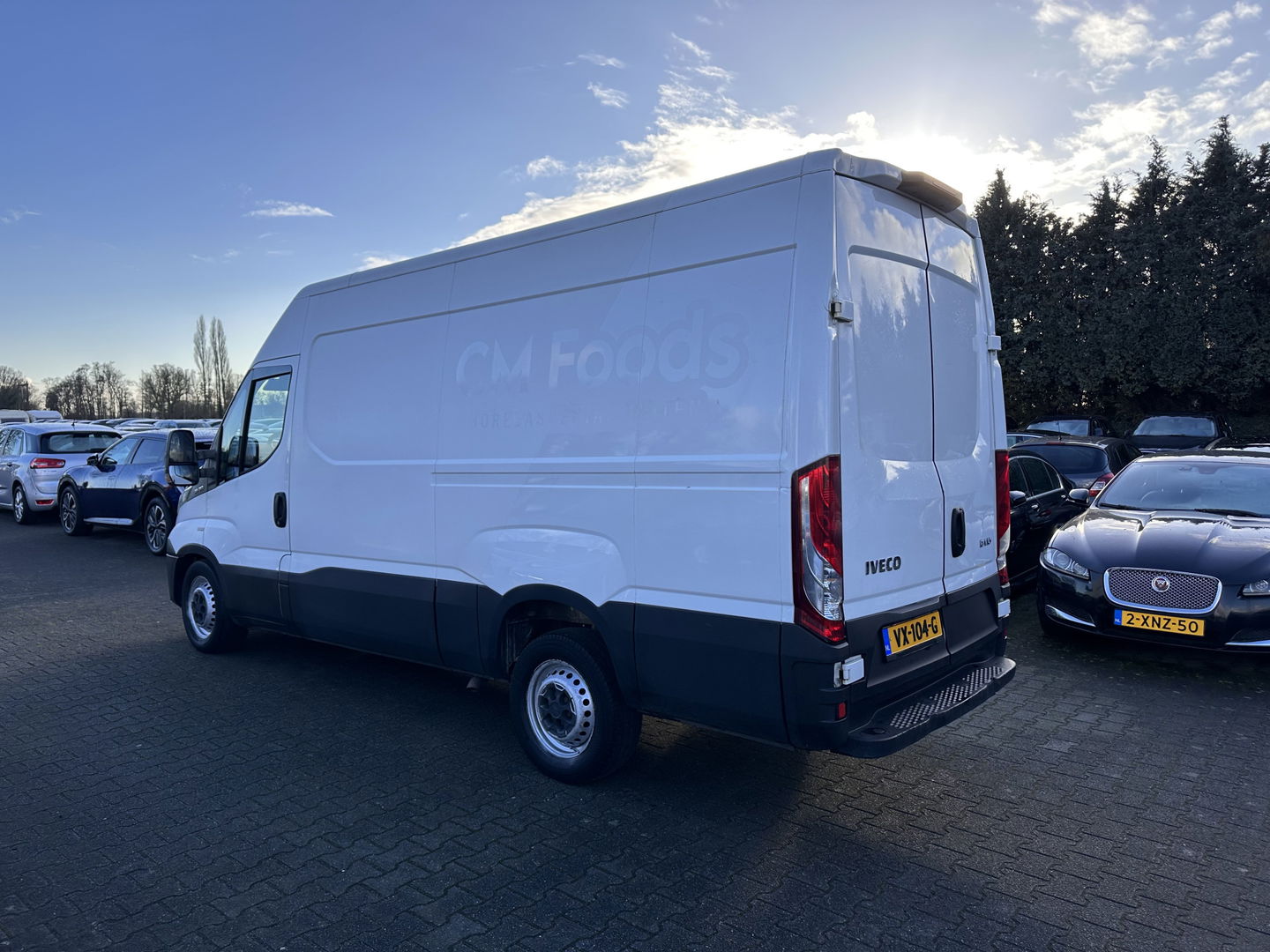 Iveco Daily 35S13V 2.3 352 H2 *REFRIGERATED-COMPARTMENT | AIRCO | CRUISE | AIRPRESSURE-SEAT | 3-PERS *