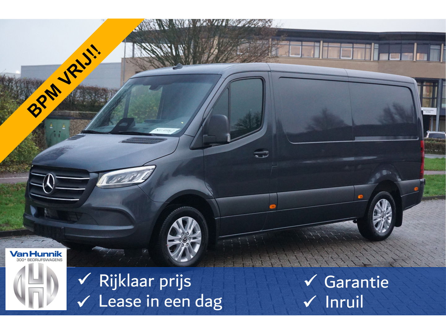 Mercedes-Benz Sprinter 319CDI Select L2H1 BPM VRIJ!! 10.25" Mbux, ACC, LED, 3.5T Trekhaak, 17" LM!! NR. 662