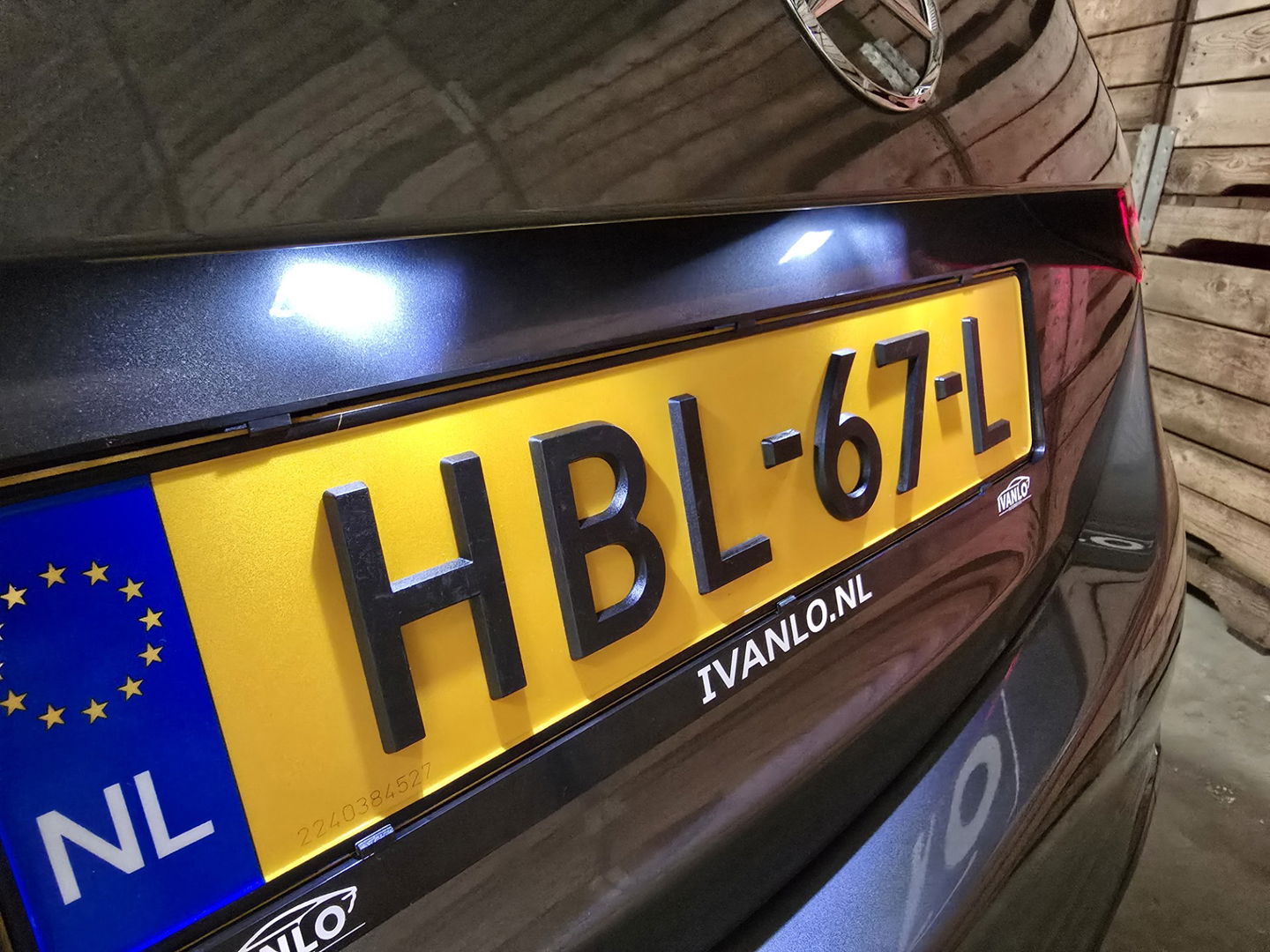 Mercedes-Benz C-Klasse 300 e AMG Line PHEV Leder LED Camera Sfeer Navi Trekhaak LM