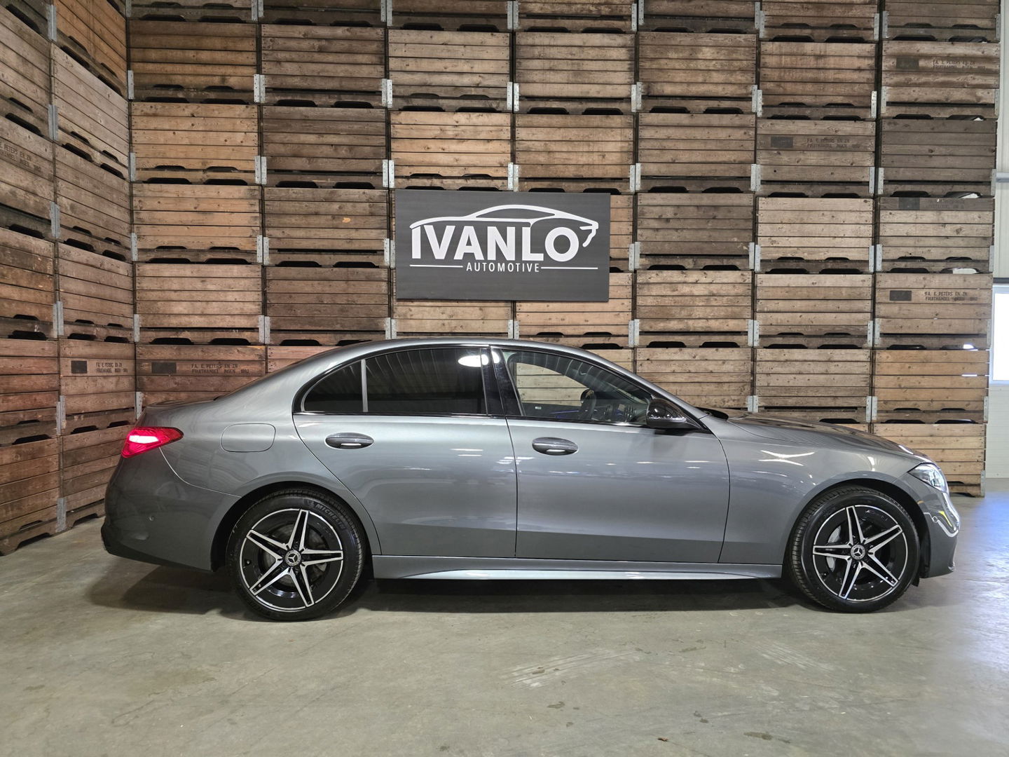 Mercedes-Benz C-Klasse 300 e AMG Line PHEV Leder LED Camera Sfeer Navi Trekhaak LM