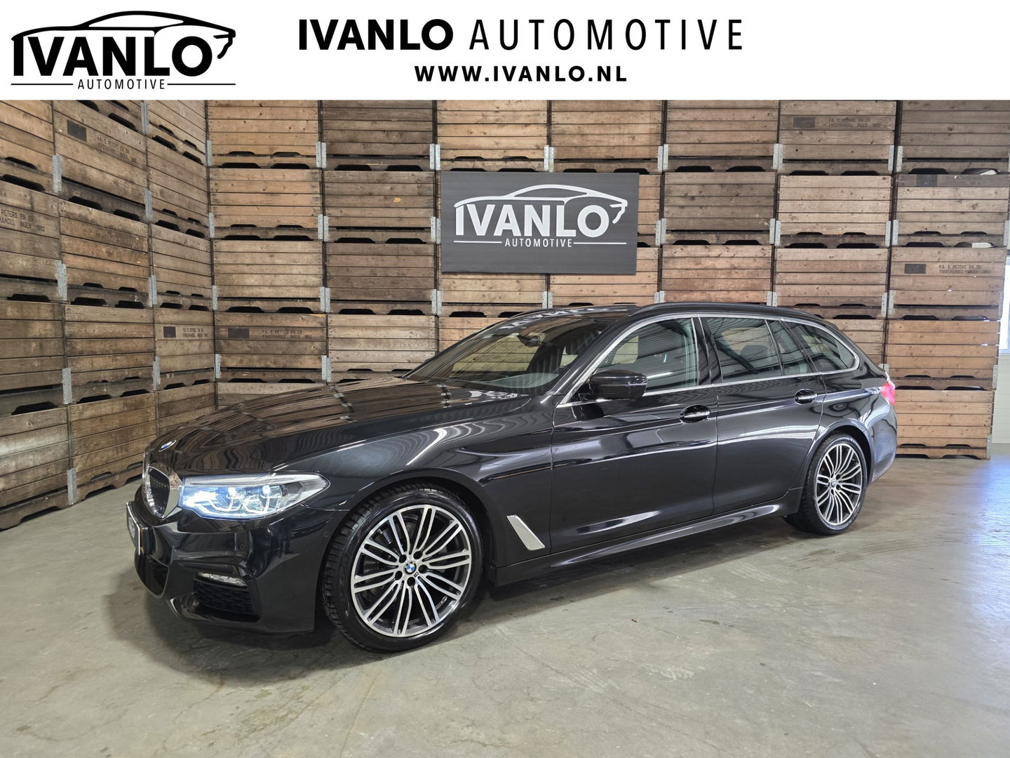 BMW 5 Serie Touring 520i High Executive Leder Pano Led HUD Memory M sport 19"LM