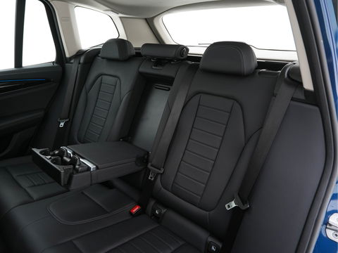BMW iX3 Executive 80 kWh [ 3-Fase ] (INCL-BTW) *PANO | FULL-LED | ADAPTIVE-CRUISE | VERNASCA-FULL-LEATHER | NAVI-FULLMAP | DIGI-COCKPIT | BLIND-SPOT | MEMORY-PACK | CAMERA | AMBIENT-LIGHT | DAB+ | SPORTSEATS | 19''ALU*