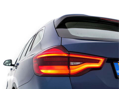 BMW iX3 Executive 80 kWh [ 3-Fase ] (INCL-BTW) *PANO | FULL-LED | ADAPTIVE-CRUISE | VERNASCA-FULL-LEATHER | NAVI-FULLMAP | DIGI-COCKPIT | BLIND-SPOT | MEMORY-PACK | CAMERA | AMBIENT-LIGHT | DAB+ | SPORTSEATS | 19''ALU*
