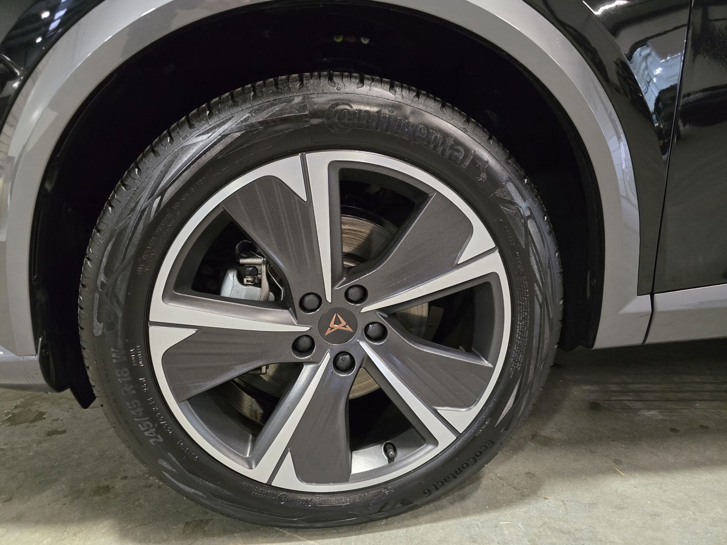 CUPRA Formentor 1.4 e-Hybrid Business Performance Panoramadak Trekhaak LM