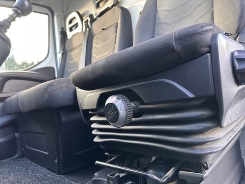 Iveco Daily 35S13V 2.3 352 H2 *REFRIGERATED-COMPARTMENT | AIRCO | CRUISE | AIRPRESSURE-SEAT | 3-PERS *