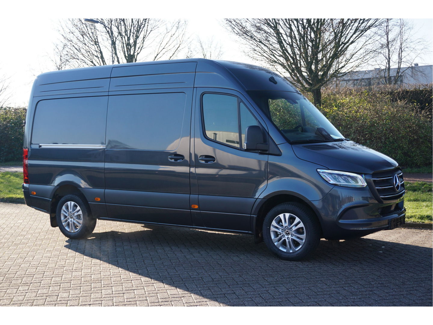 Mercedes-Benz Sprinter 319CDI Select L2H2 BPM VRIJ!! 10.25" Mbux, ACC, LED, 17" LM 3.5T Trekhaak!! NR. 910