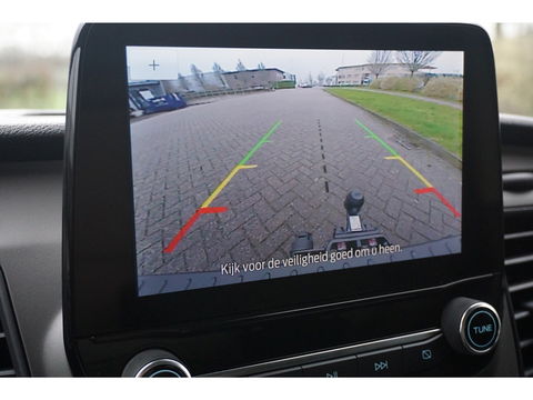 Ford Transit Custom 300L 130 PK Trend AUT BPM VRIJ! Airco, Cruise, Cam, Apple CP/Android A, Trekhaak!! NR. 105