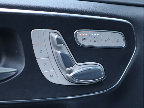 Mercedes-Benz V-Klasse 300d AMG Exclusive - Lang L2 DC 5 pers. Euro 6 - Koelkast - Pano - Cruise